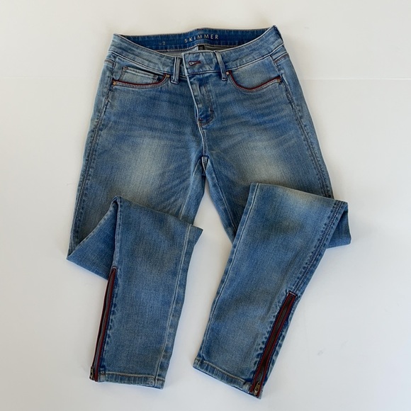 WHBM Red Leather Trim The Skimmer Size 2 - Picture 16 of 16